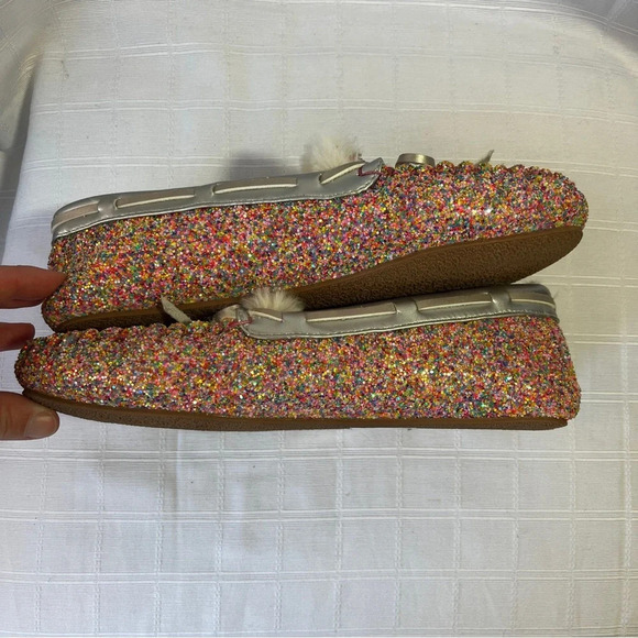 Torrid Moccasin Sparkle Faux Fur Slippers NWOT  Size 7 WW Fairy Barbiecore - Picture 9 of 13
